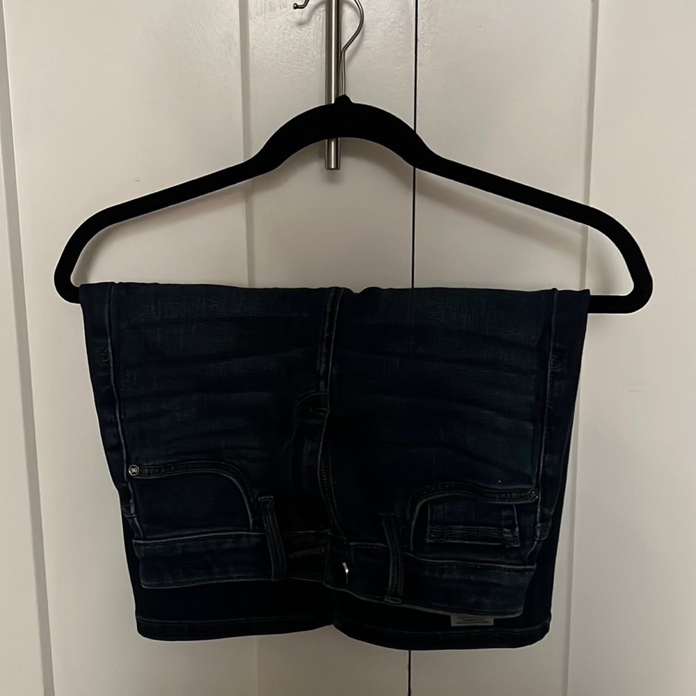 Cute mid thigh denim, The Riley, Sam Edelman skirt!